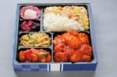 菊2　海老チリ&白身魚の甘酢餡かけ弁当