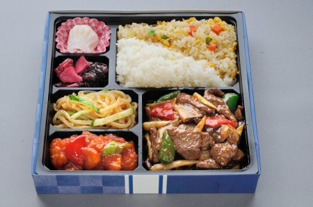 菊4　牛肉のオイスターソース炒め&白身魚の甘酢餡かけ弁当